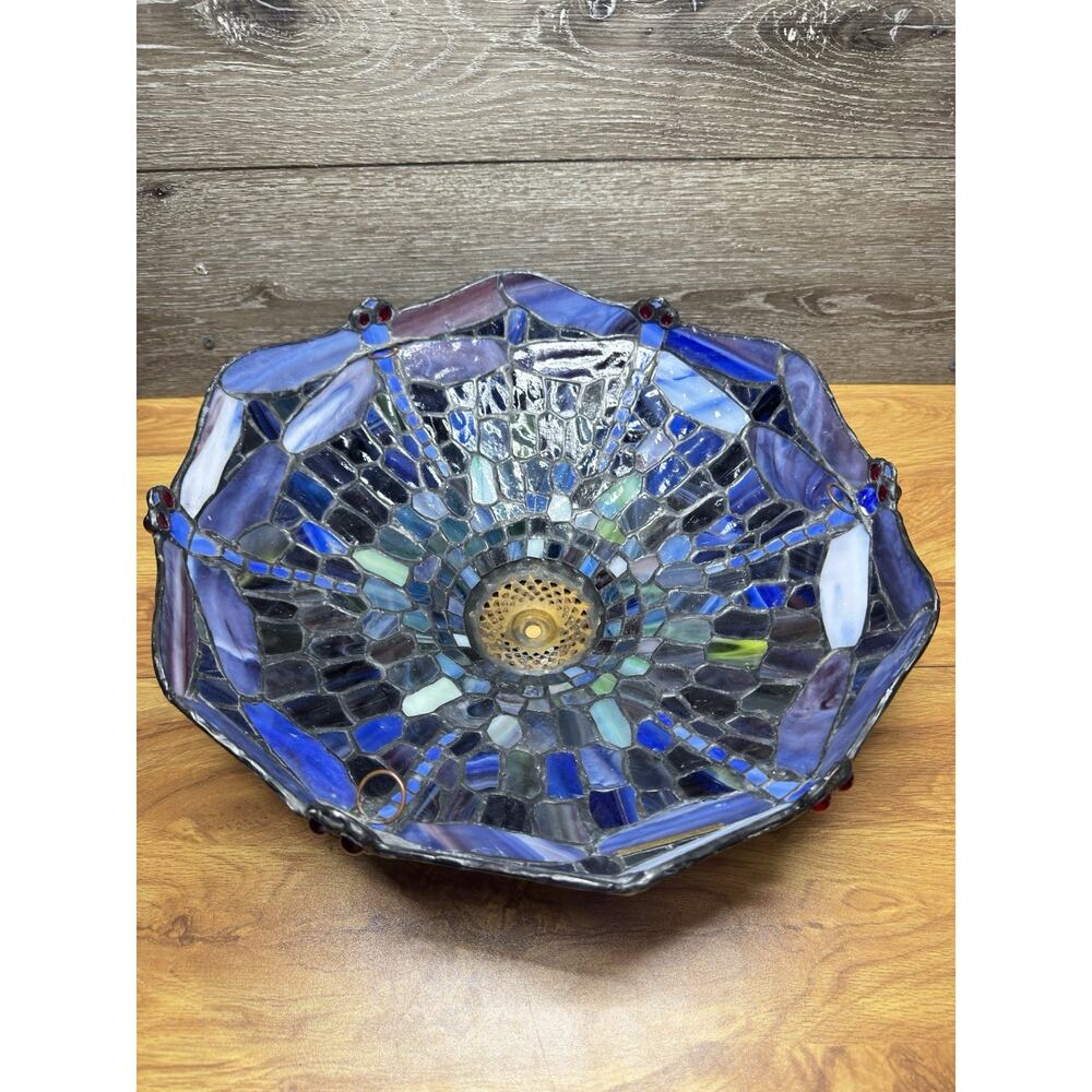 Quoizel collection Dragonfly Stained Glass Lamp Shade 15.5x6.5” - Picture 7 of 11